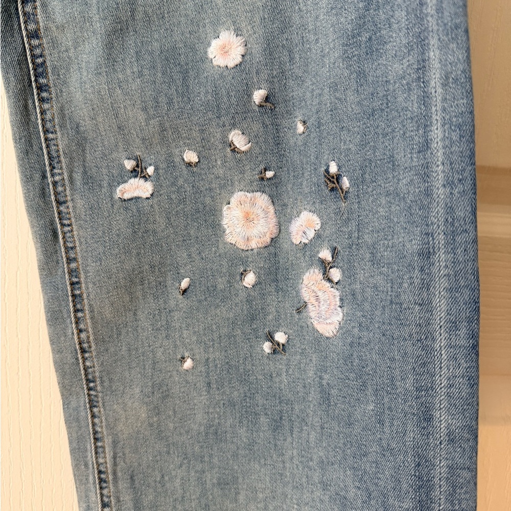 Jeans - Picture 4 of 4